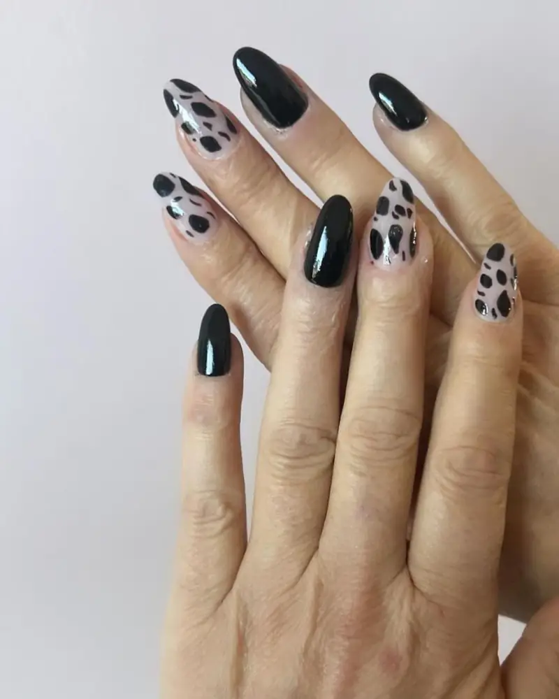 Manicura hecha en Flow Studio 27